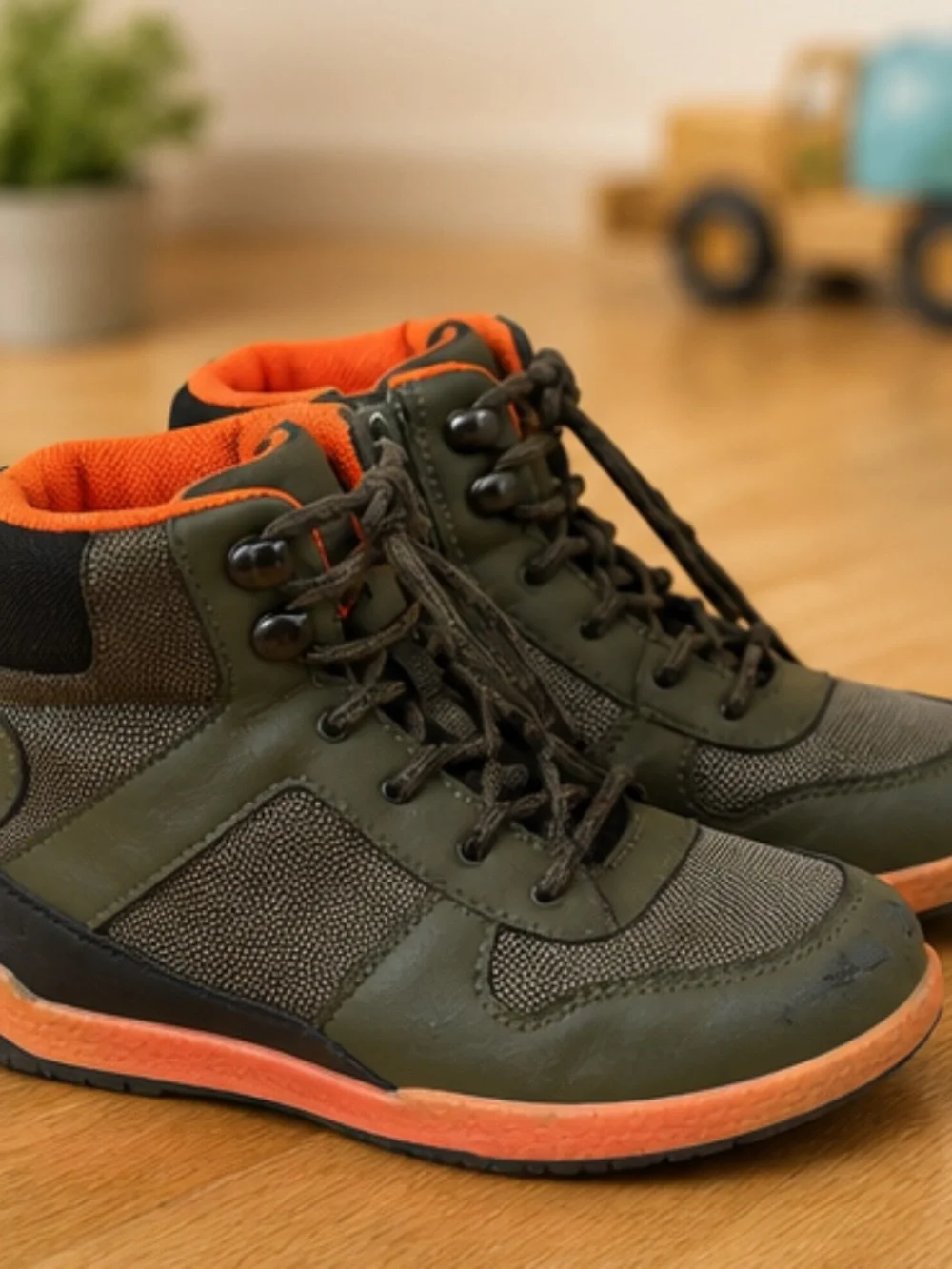 Kids Hiking Boots Olive Green & Orange | Size US 11